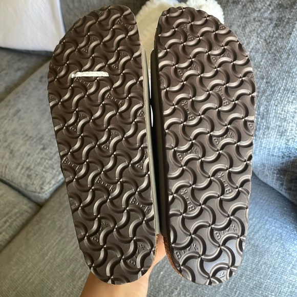 NWT BIRKENSTOCK Arizona Sandals! - Picture 9 of 12